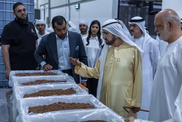 UAE PM Sheikh Mohammed visits world’s largest dates factory