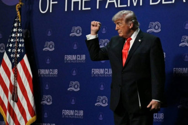 Iran responds to US military threats, reviews peace proposal after Trump's rejection