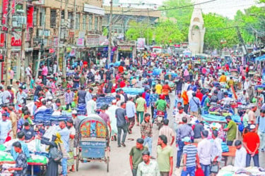 Extortion syndicates tighten grip on Gulistan
