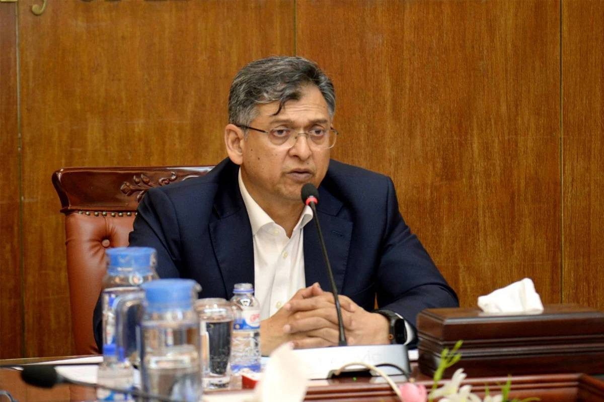 Weapon licences from Awami League era to be reviewed: Home Minister
