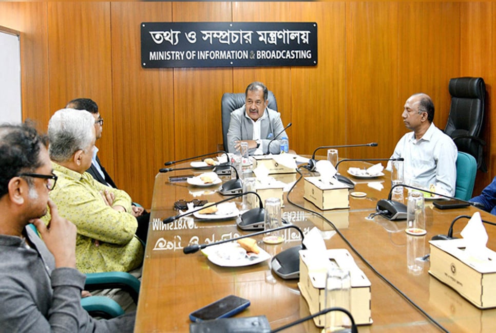 Swapon stresses professionalism to address challenges in media