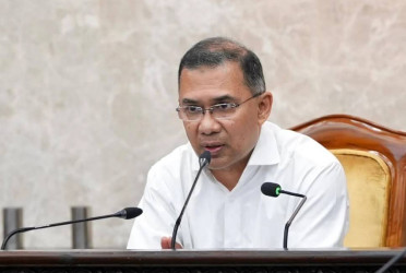 PM orders police to act against criminals regardless of political identity
