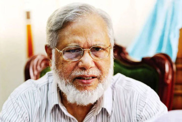 Ex-chief justice Khairul Haque gets HC bail in 2 cases