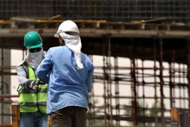 Saudi Arabia canceled more than 7,000 expatriate work visas over labor violations