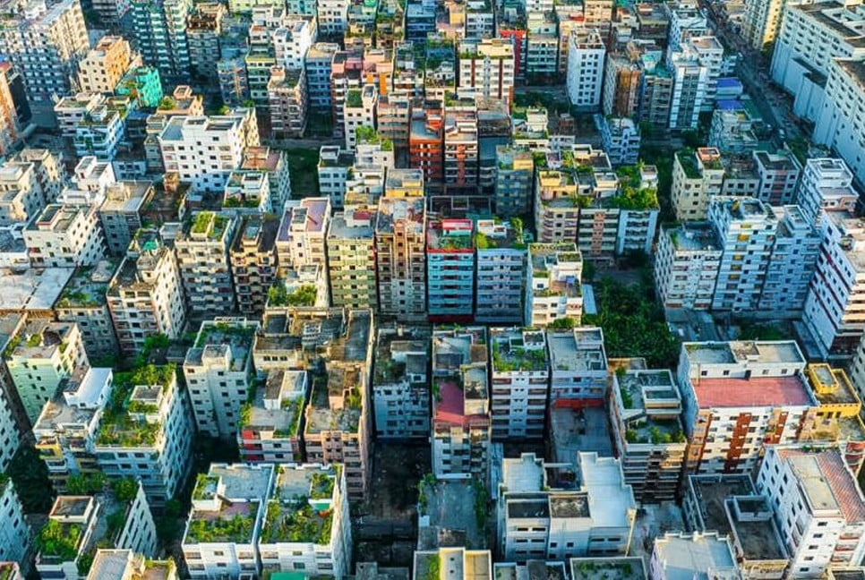 Housing sector in deep slump as sales crash