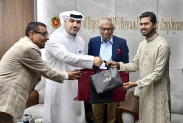 Dubai to recruit 6,000 drivers from Bangladesh