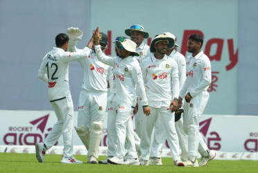 Sylhet Test: Pakistan stops at 232