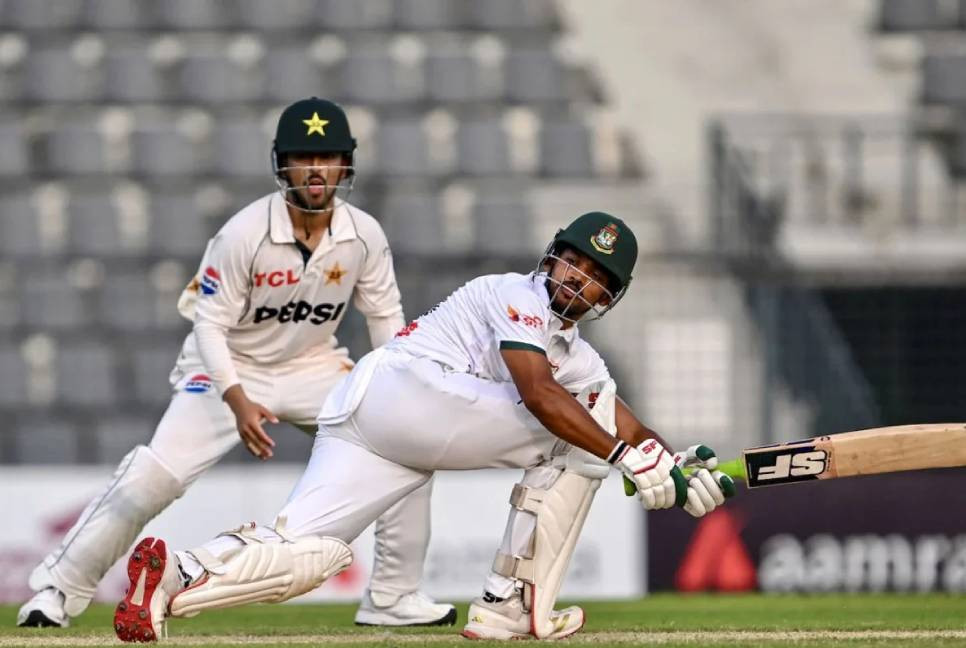 Tigers post 437-run challenge for Pakistan in final Test