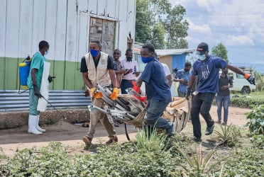 Vaccine to tackle Ebola outbreak will take six to nine months, says WHO