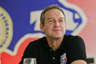 Thomas Dooley appointed as national football team's new coach