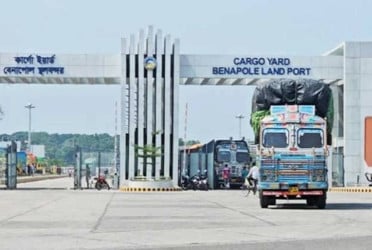 Trade through Benapole port to remain suspended for 7 days