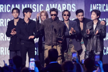 K-pop band BTS wins top American Music Awards honor for second time