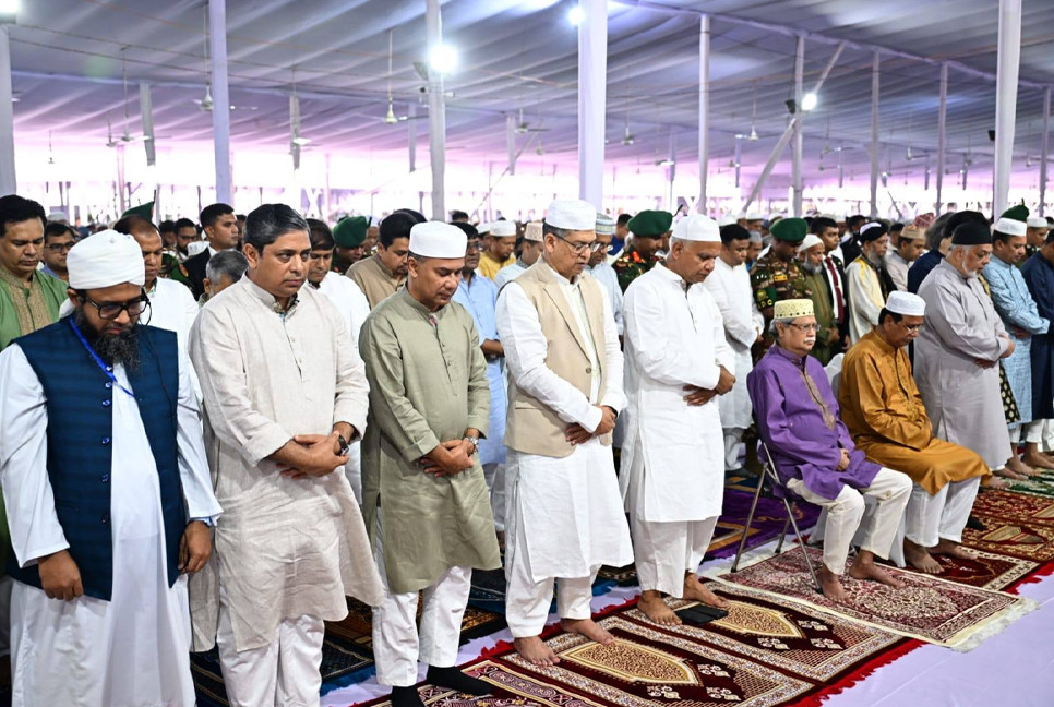 President, PM join Eid prayers at National Eidgah