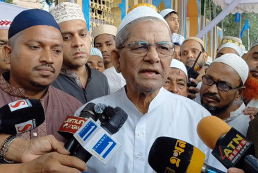 Fakhrul calls for unity after Eid Prayer