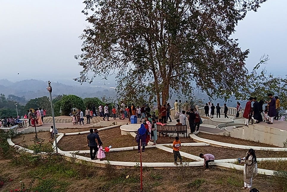Eid holiday boosts tourist flow in Khagrachhari