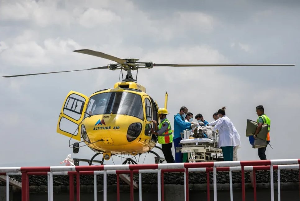 Nepali Mount Everest guide found alive after being missing for six days