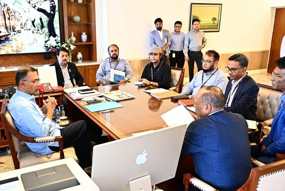 PM chairs meeting on 25 crore tree plantation programme