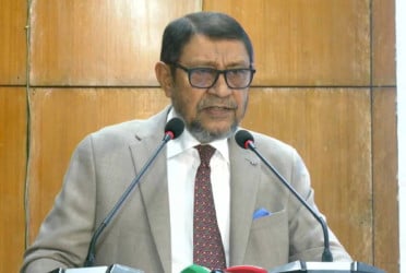 Health minister calls for public awareness to combat dengue
