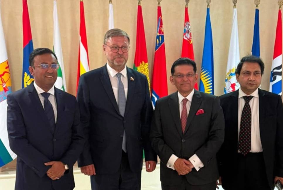 FM Khalilur meets Russian Deputy Speaker