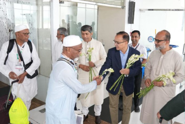 48,403 Bangladeshi Hajis return home