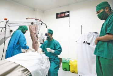 19 more receive free eye surgery with Bashundhara's support