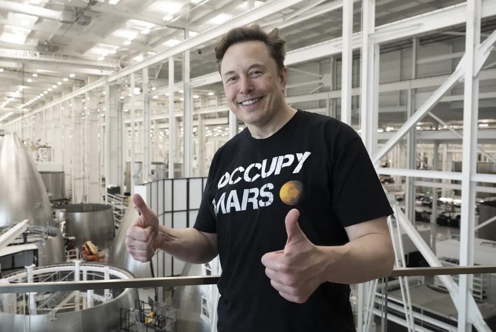 SpaceX raising $75 billion in record-setting IPO
