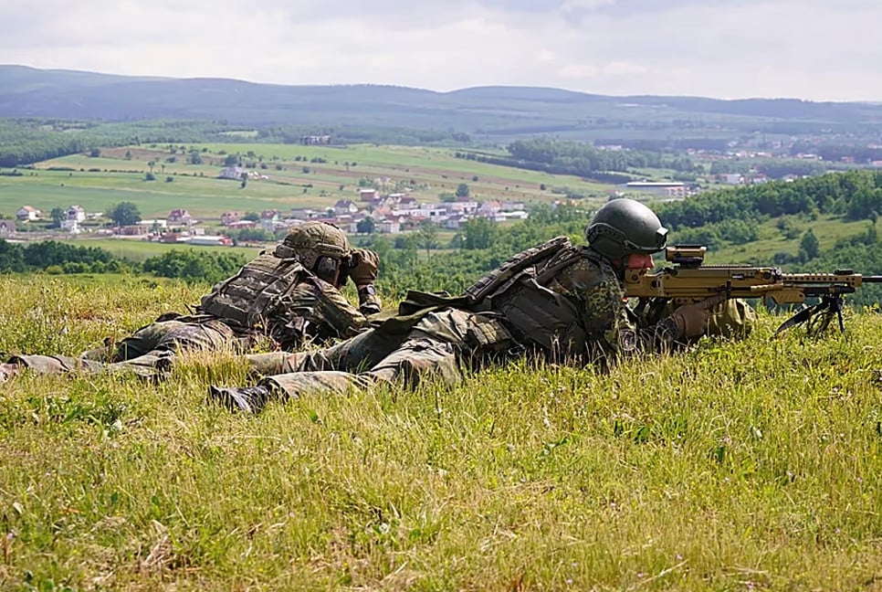 NATO to cut Kosovo peacekeeper numbers