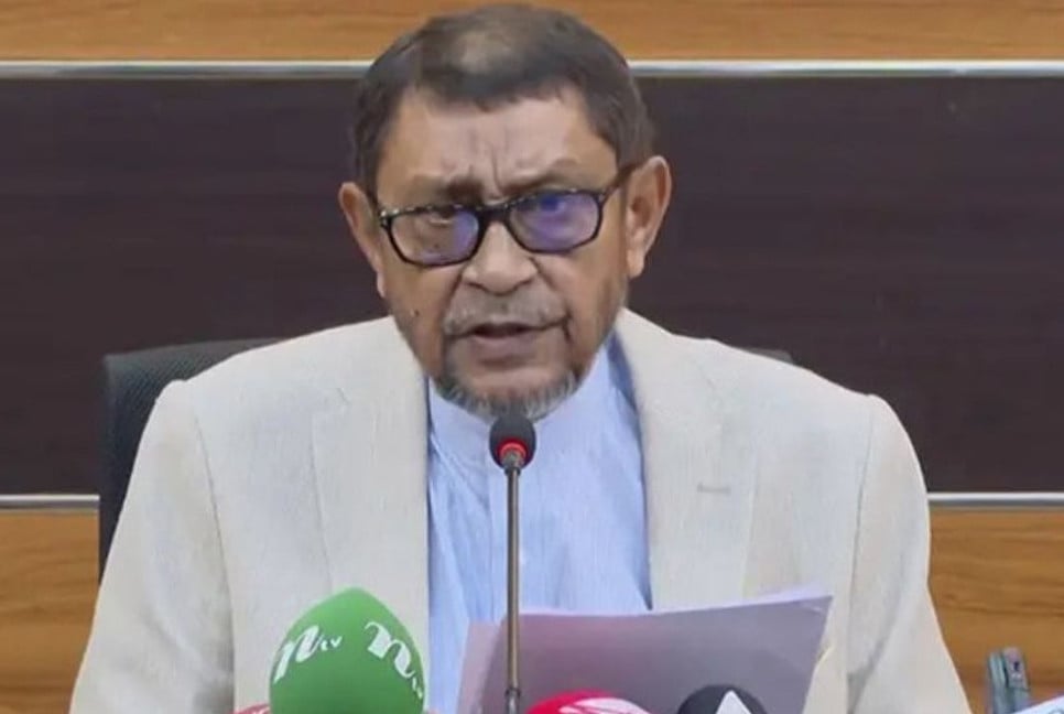 Health minister vows to simplify healthcare system