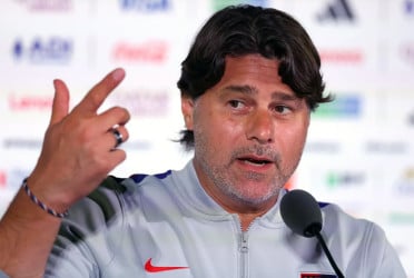 US coach Pochettino hails entire squad after big win in opening