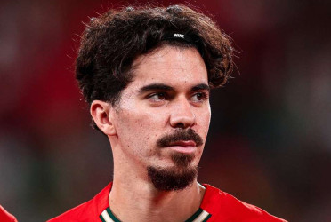 Potugal's star quality not enough for World Cup success, says midfielder Vitinha