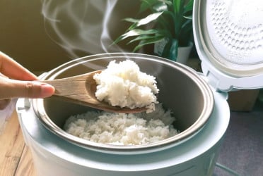 Nutritionist claims rice cooking method can cut arsenic levels by 73%