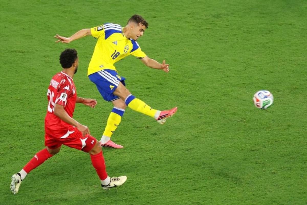 Sweden crush Tunisia 5-1 as Ayari scores stunning brace