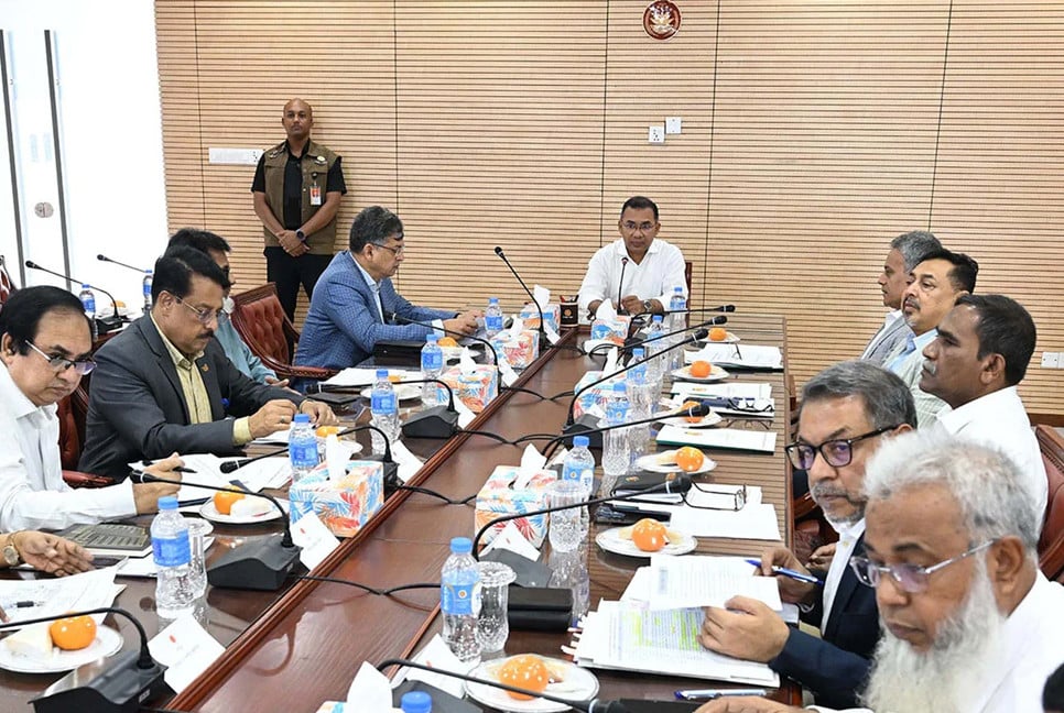 PM orders relocation of Sayedabad, Gulistan, Mohakhali terminals to reduce traffic congestion