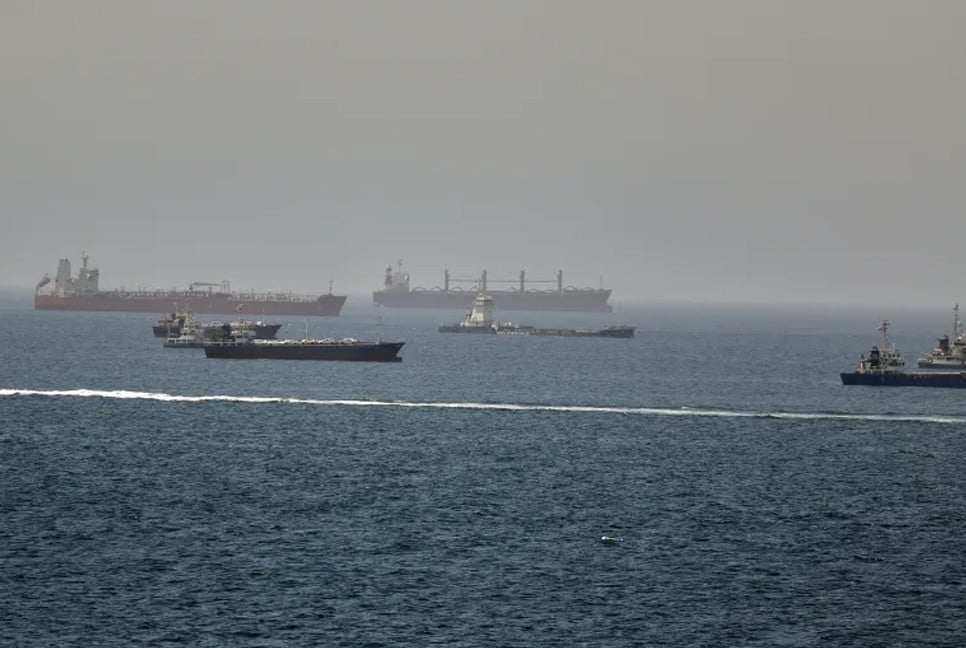 Iranian tankers exit US blockade zone before talks to end war