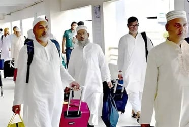 57,699 Hajj pilgrims return home