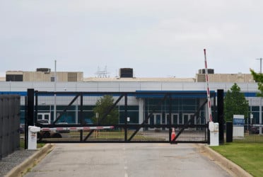 Trump administration seeks to halt air pollution lawsuit against Musk’s xAI
