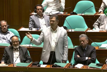 No current MP is a loan defaulter: Home Minister