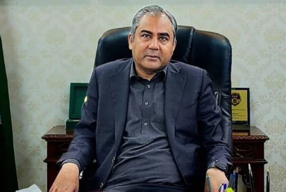Pakistan interior minister heads to Tehran