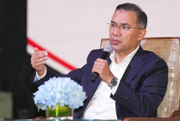 PM urges expatriates to make united efforts for country's betterment