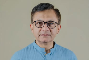 Govt exploring new export destinations: Muktadir
