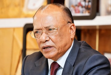 Govt working to generate electricity from waste