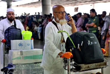 66,174 Bangladeshi Hajis return home