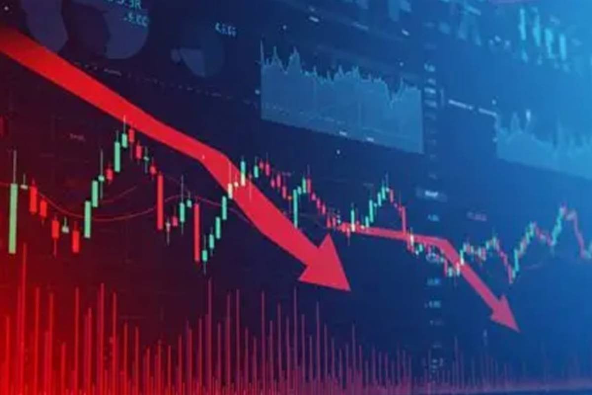 US stocks trim losses as oil falls and investors buy the dip