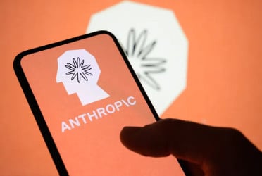 US allows Anthropic to release Mythos AI to 'trusted' US organizations