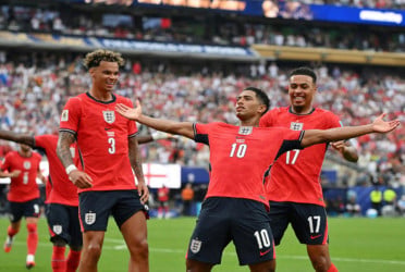 England top group to set up DR Congo clash, Portugal held