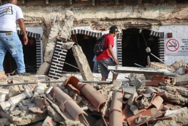 Venezuelans search for earthquake survivors as death toll rises to 1,430