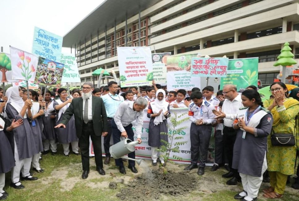 Tree plantation program held at Bashundhara Public School and College