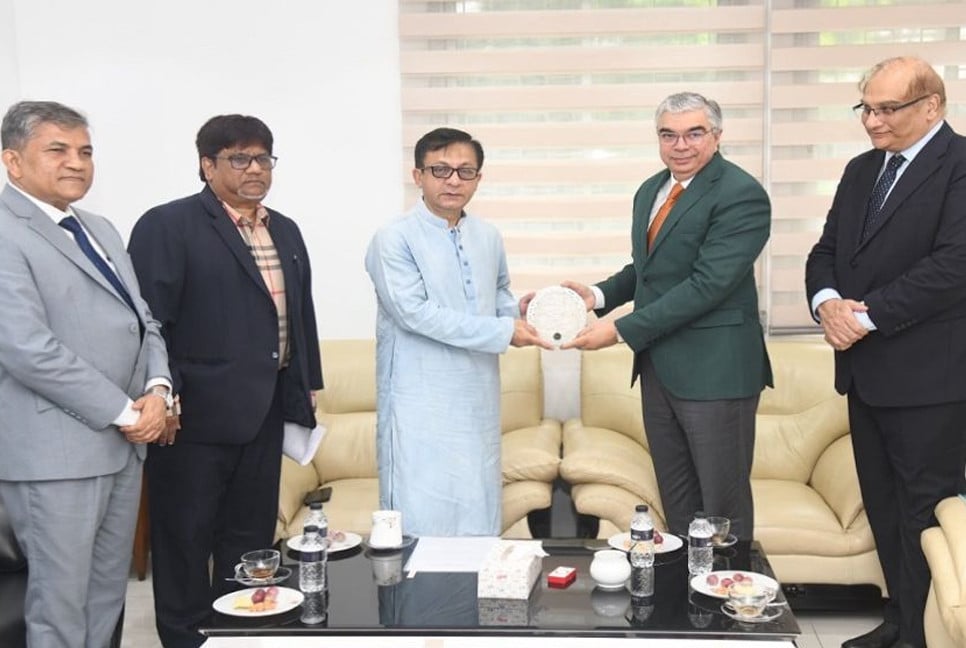 Bangladesh, Pakistan discuss expanding trade in food, fertilizer and jute