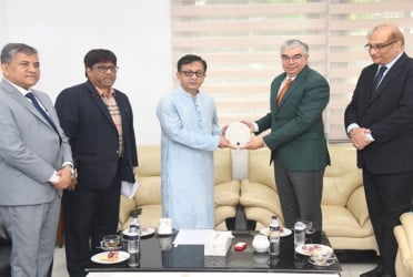 Bangladesh, Pakistan discuss expanding trade in food, fertilizer and jute