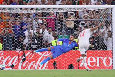 Morocco through to round of 16 with win over Netherlands